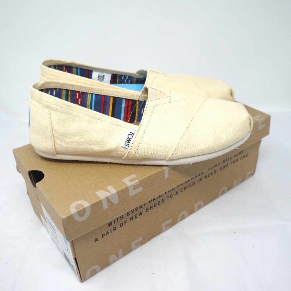 Toms Classic Natural Canvas Loafers Wide